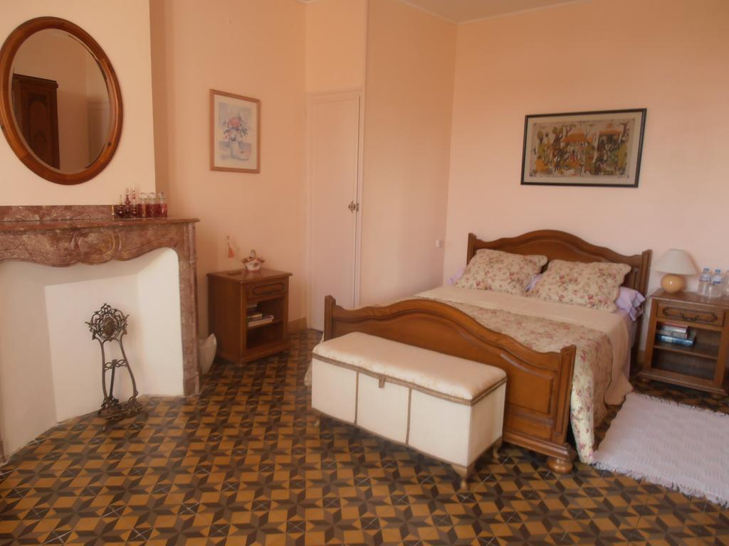 L'Orchidee Bed and Breakfast Ginestas Kamer foto